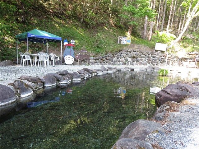 福島県耶麻郡猪苗代町 渓流釣り堀 ぼん天 の情報