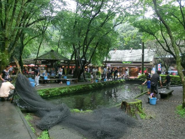 宮崎県西臼杵郡高千穂町 高千穂峡淡水魚水族館 つりぼり の情報