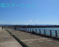 金沢港釣り施設2
