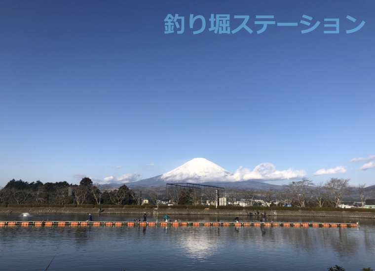 東山湖フィッシングエリアから富士山を望む画像